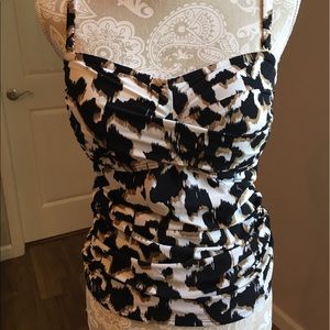 La Blanca NWT Leopard underwire tankini. Sz 34D